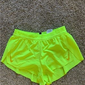 Nike Aeroswift 2” shorts